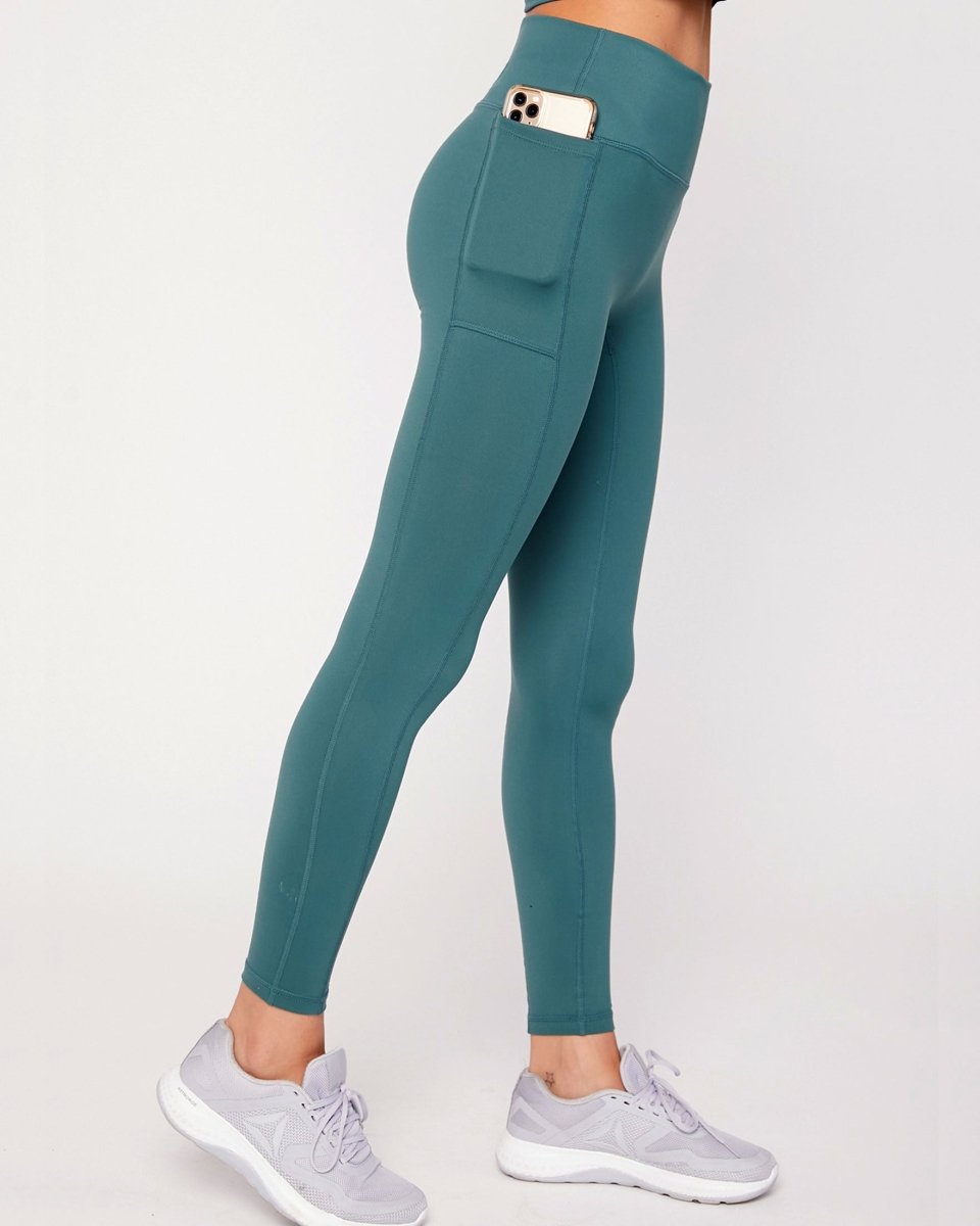 Explore Pocket Legging 26" 'Jesse'