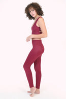 Woman's Classic High-rise Leggings