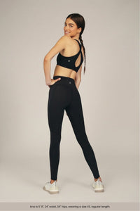 Woman's High-rise W/Side Pocket Leggings